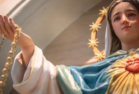 Mayo está dedicado a la Virgen María.