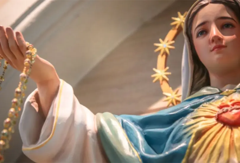 Mayo est&aacute; dedicado a la Virgen Mar&iacute;a.