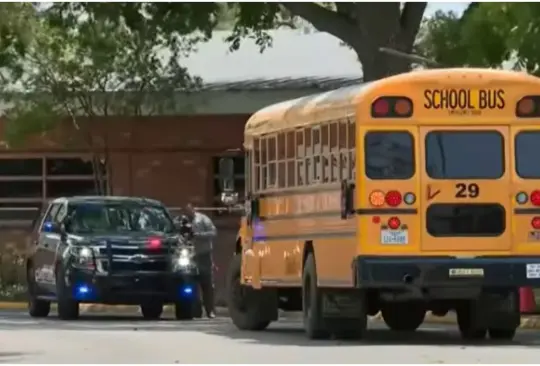 Los hechos ocurrieron en la Escuela Primaria Robb, en Uvalde, Texas, una localidad ubicada entre San Antonio y la frontera con México. 