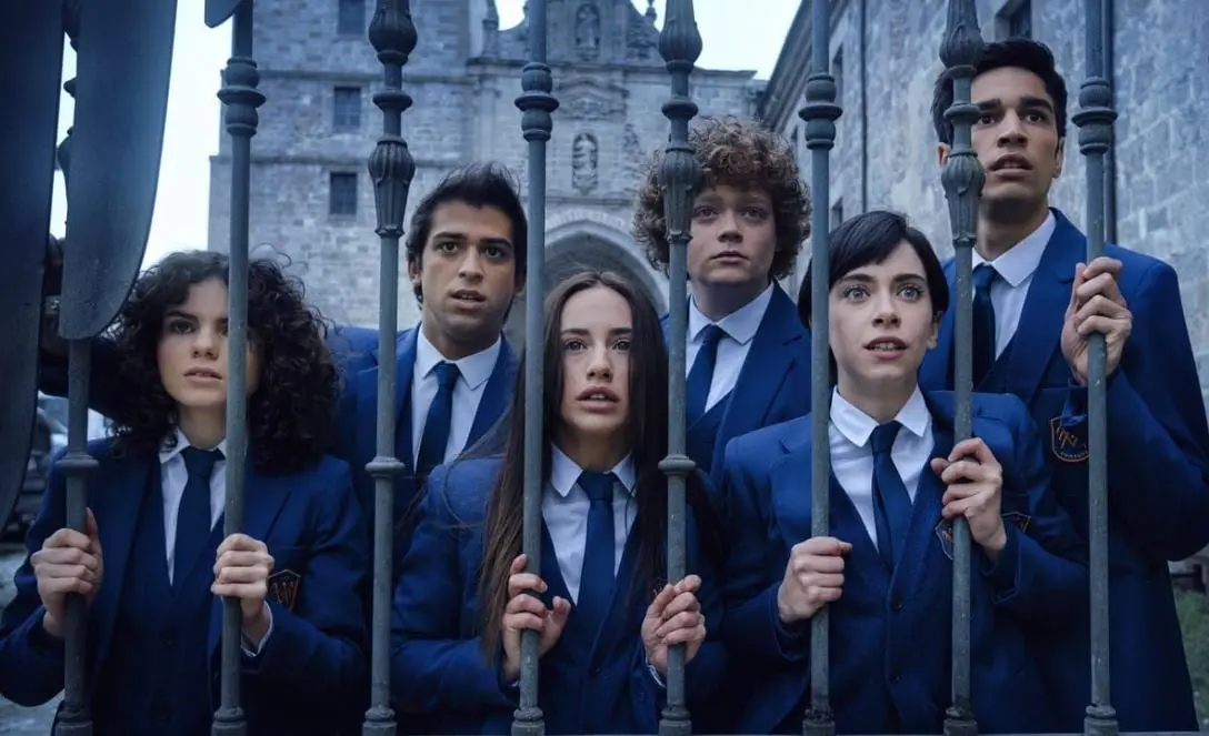 Es la secuela de "El internado", y cuenta la historia de un internado cuyos ni&ntilde;os comienzan a desaparecer misteriosamente tras la muerte de una ni&ntilde;a.