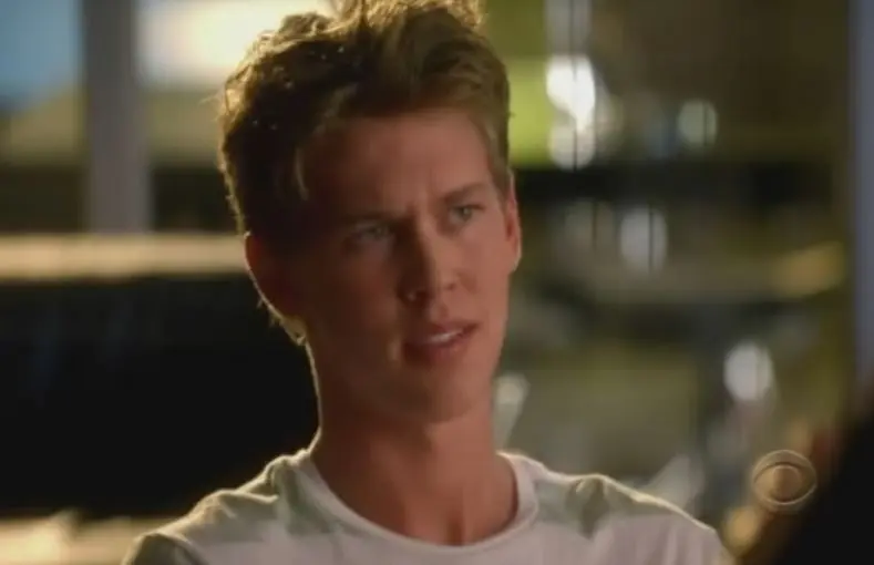 También participó en "Wizards of Waverly Place", "CSI: Miami" y "The Defenders". 