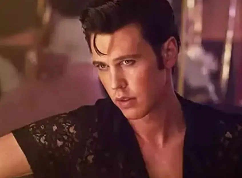 En ese mismo año fue elegido para protagonizar la película "Elvis" sobre el cantante Elvis Presley, dirigida por Baz Luhrmann. La cinta se estrenará en julio de 2022.