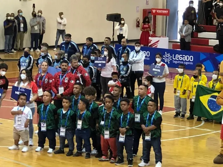 Los mexicanos se quedaron con el tercer lugar en el torneo. Foto: Twitter (@MexdeTb).