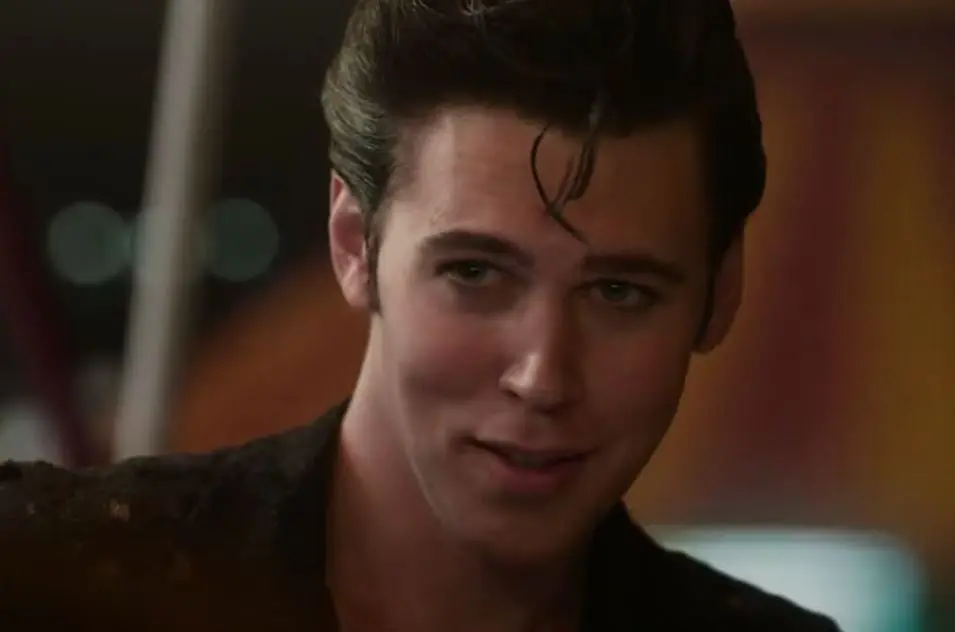 Conoceremos la infancia del m&uacute;sico, los inicios de su carrera profesional, su relaci&oacute;n con su m&aacute;nager y el momento en el que se convirti&oacute; en un icono del rock and roll.