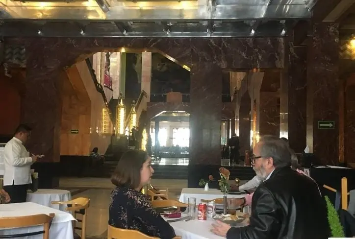 En esta cafetería restaurante podrás degustar una baguette francesa, un gazpacho andaluz o un café tradicional. Dirección: Eje Central Lázaro Cárdenas esq. Avenida Juárez, Centro Histórico.