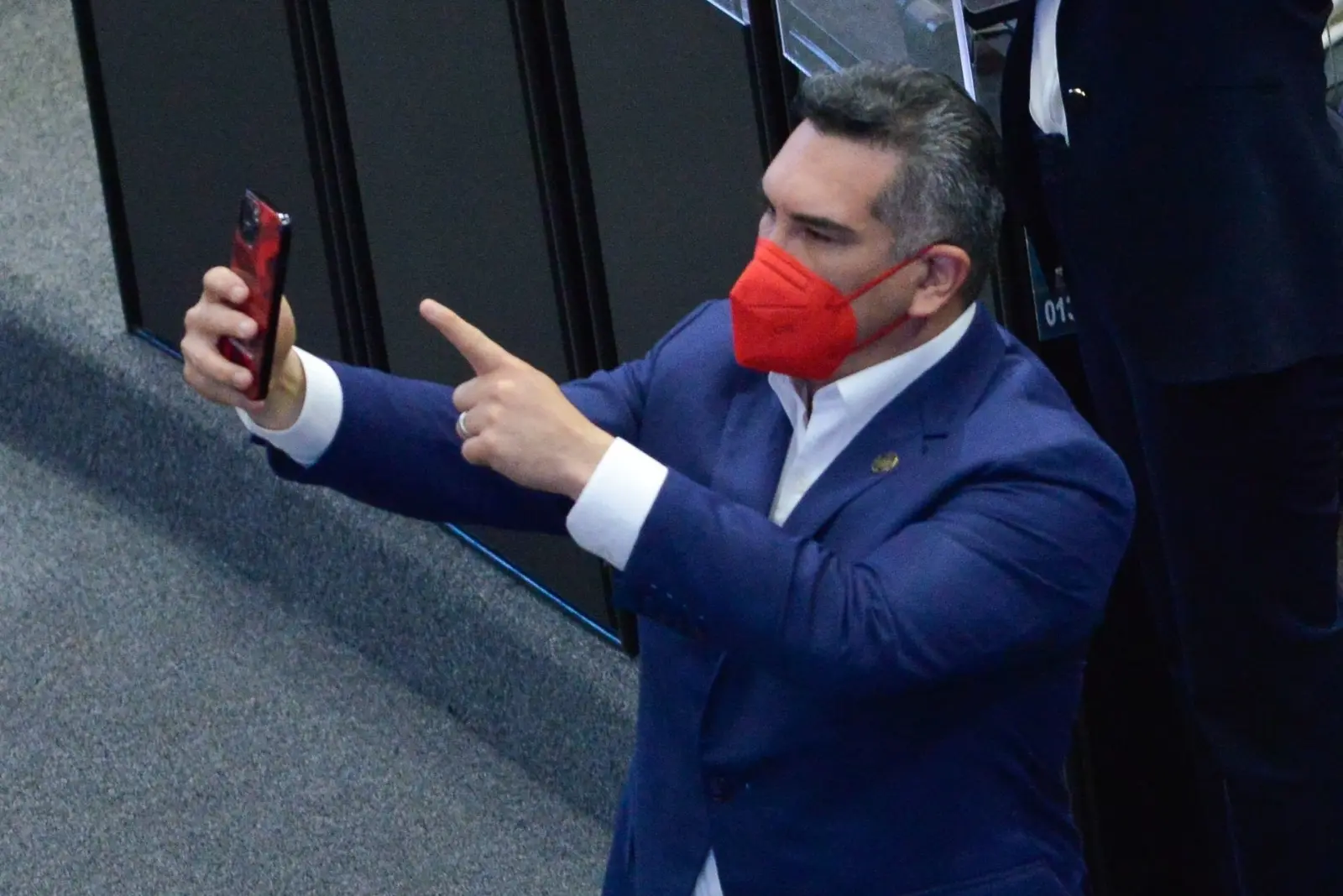 Las propiedades de Alejandro Moreno