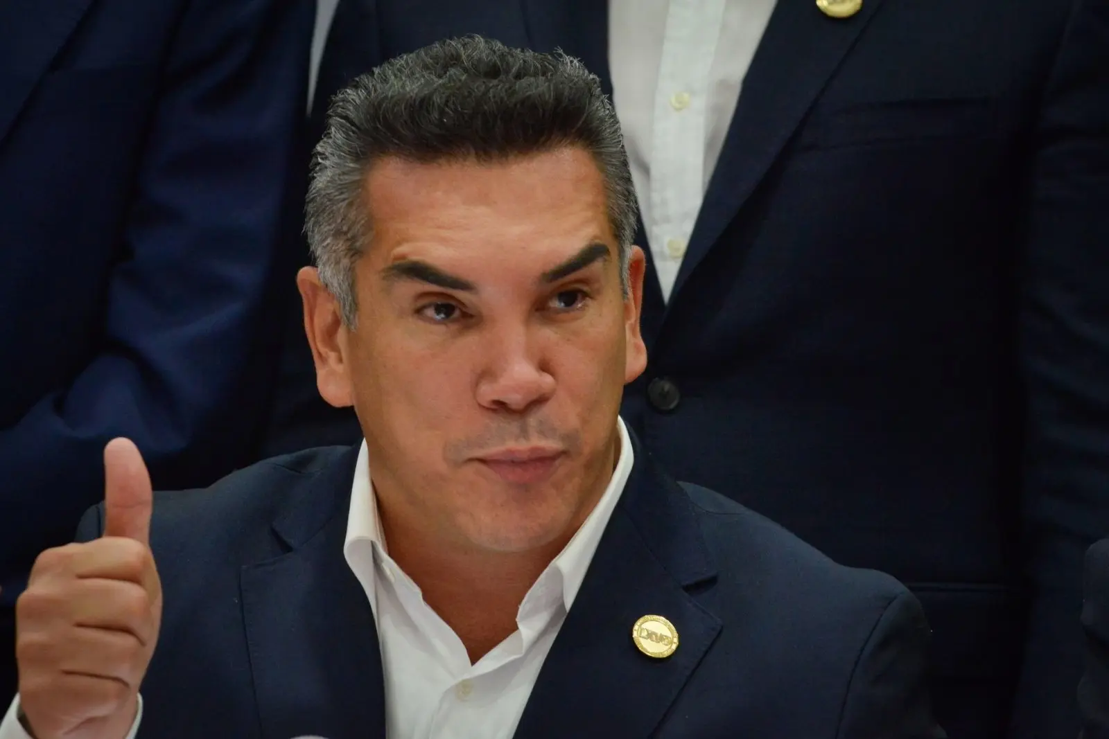 El priista tambi&eacute;n tendr&iacute;a un departamento en la Ciudad de M&eacute;xico. 