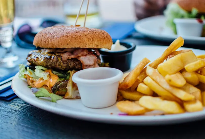 Habr&aacute; promociones de hamburguesas de hasta 1 peso en la CDMX, algo que no te puedes perder