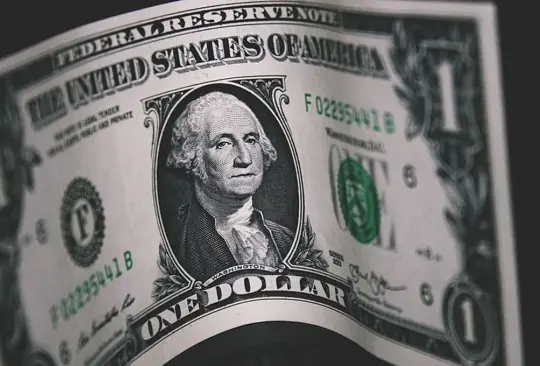 El dólar continúa con una racha positiva frente al peso. El dólar continúa con una racha positiva frente al peso.