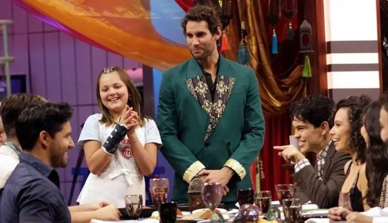 El elenco de Aladdín acudió al programa de TV Azteca. Foto: Instagram (masterchefmx).