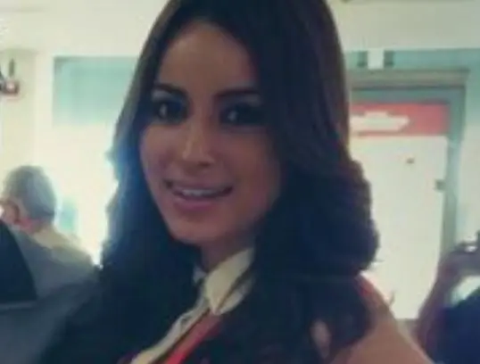 Fue invitada a protagonizar el musical "¡Qué rico mambo!", debutando como actriz de teatro.