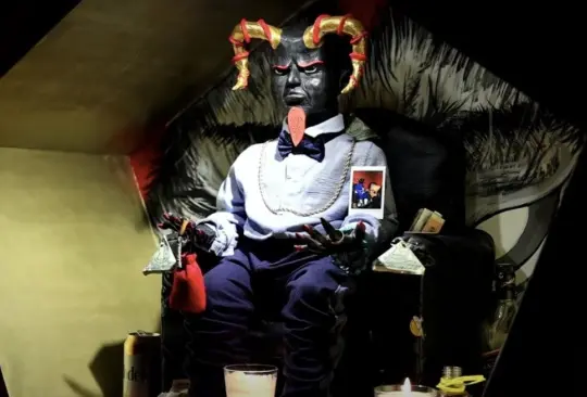 Youtuber revela los secretos del Angelito Negro, el nuevo culto que cobra fuerza en Tepito Youtuber revela los secretos del Angelito Negro, el nuevo culto que cobra fuerza en Tepito