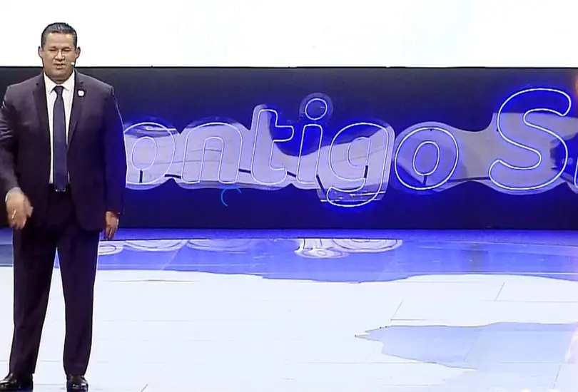 Diego Sinhue dice que en su administraci&oacute;n se ha dado un giro hacia una econom&iacute;a innovadora vincula a la industria 4.0.