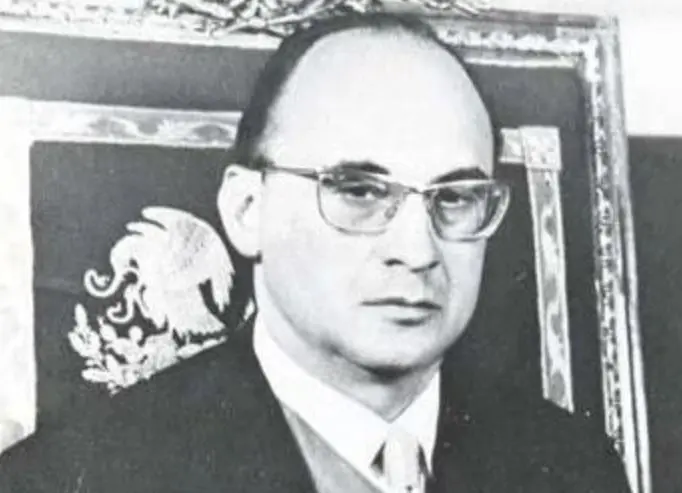 Luis Echeverría | 48 años