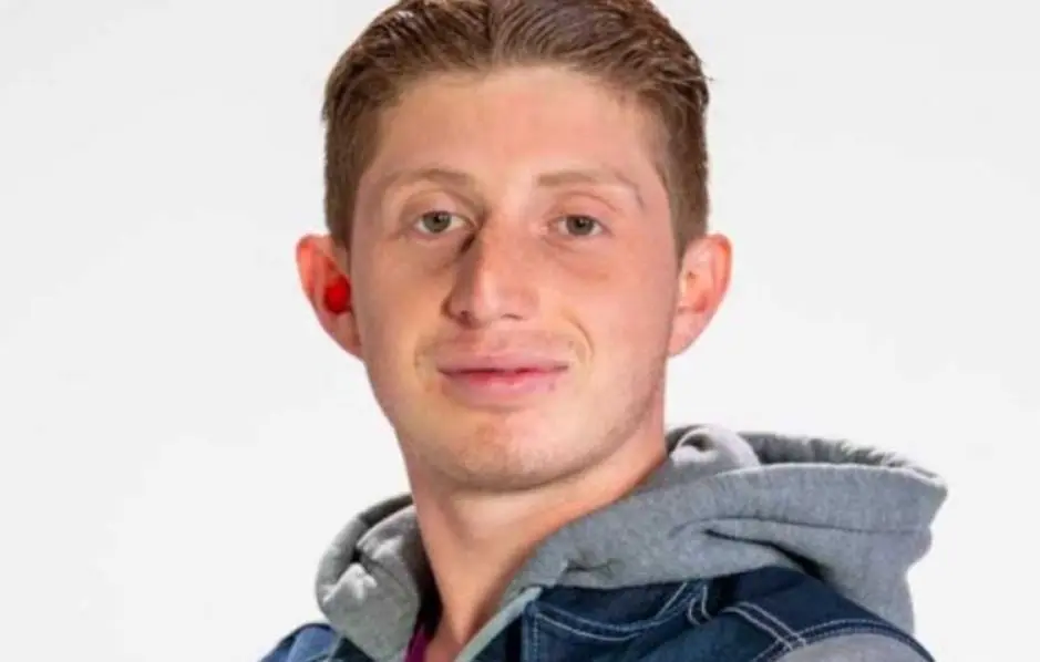 Era el hermano m&aacute;s peque&ntilde;o de Alexander. El actor muri&oacute; en 2021.