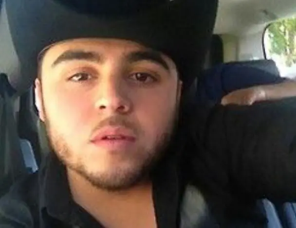 Se abrió campo en el ámbito de la música regional mexicana. Entre sus temas más populares están ´Comeré Callado´' y "Ando Bien".