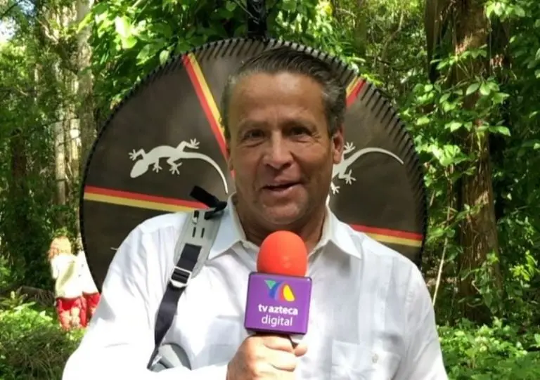 Alfredo Adame participa en el nuevo programa de TV Azteca. Foto: Instagram (soyfamososacamedeaquí).