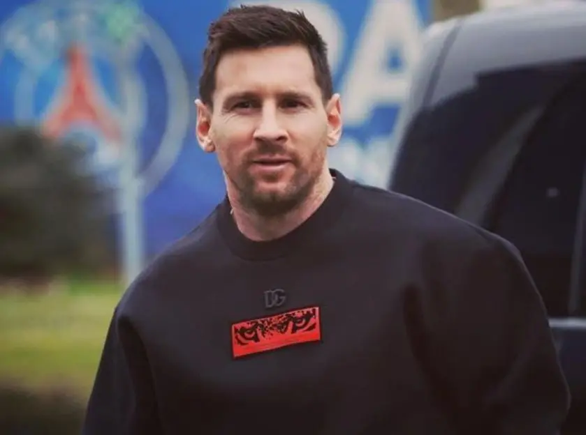 El futbolista argentino, delantero del Paris Saint-Germain, se posiciona en primer lugar al ganar 130 millones de d&oacute;lares al a&ntilde;o.