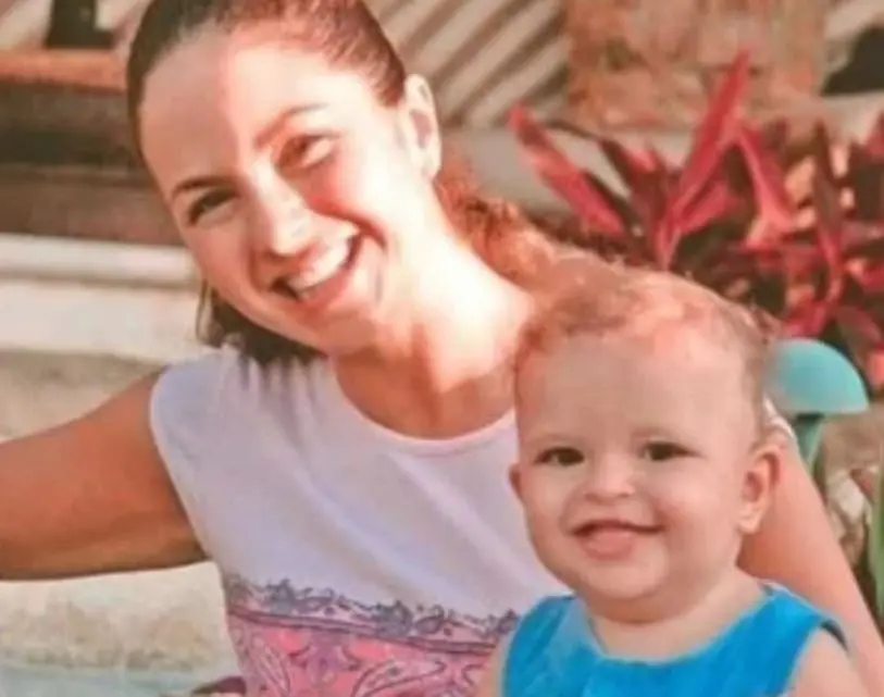 Naci&oacute; el 2 de febrero de 2005, y es la segunda hija de los cantantes.