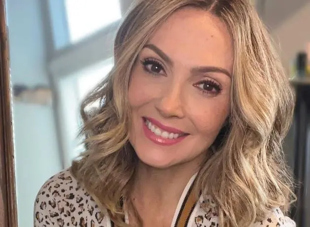 Era la cari&ntilde;osa t&iacute;a de Dulce Mar&iacute;a.