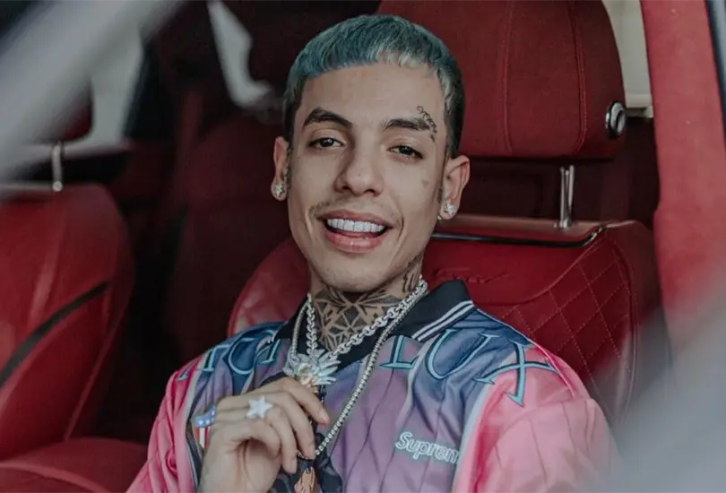 "Maduren mi gente": Natanael Cano le exige a sus fans no pedirle fotos en la calle "Maduren mi gente": Natanael Cano le exige a sus fans no pedirle fotos en la calle
