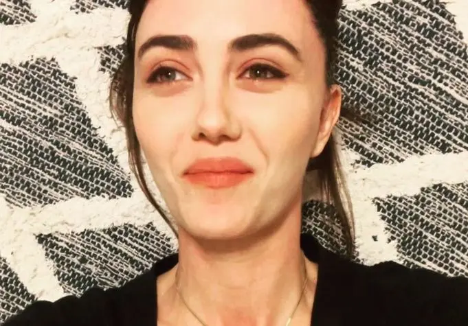 Era la hija m&aacute;s peque&ntilde;a del se&ntilde;or Sheffield, quien sol&iacute;a tener algunos problemas psicol&oacute;gicos.