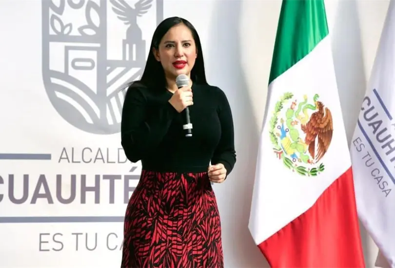 "Nunca ver&aacute;n a Sandra Cuevas doblegarse ante nadie ni ante nada, asegura.