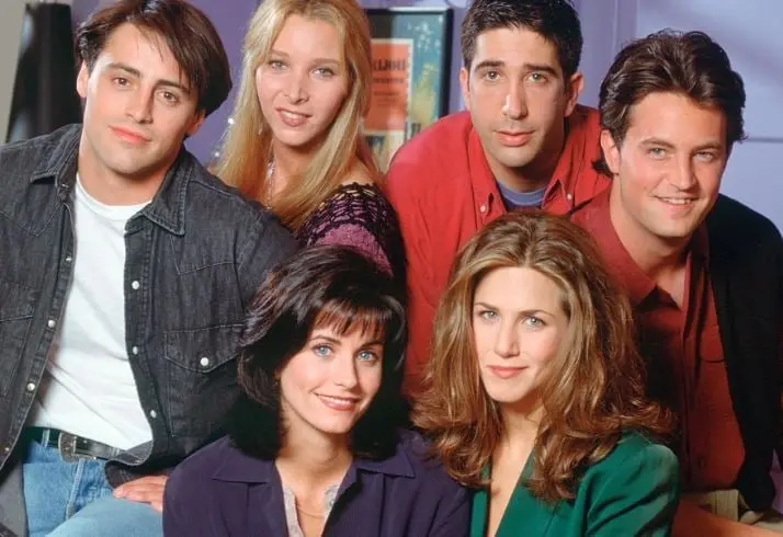 Esta serie de comedia trataba sobre la vida de seis amigos que viv&iacute;an en Nueva York.