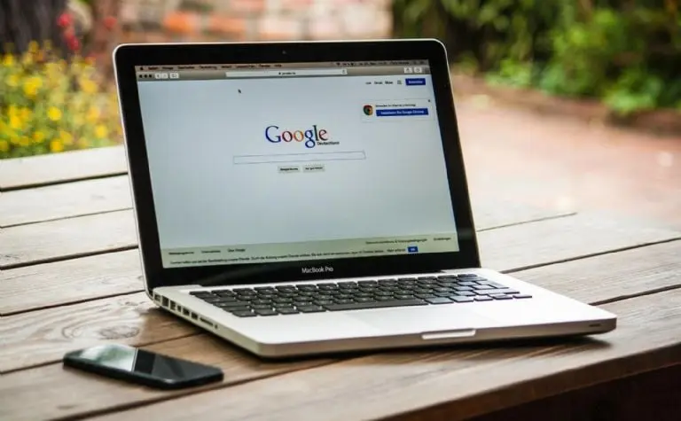 Blogger es una plataforma digital de creación de blogs para cualquiera. Ulrich demandó que Google fue negligente al no cerrar el blog que hacía daño moral al abogado. Foto: Pixabay.