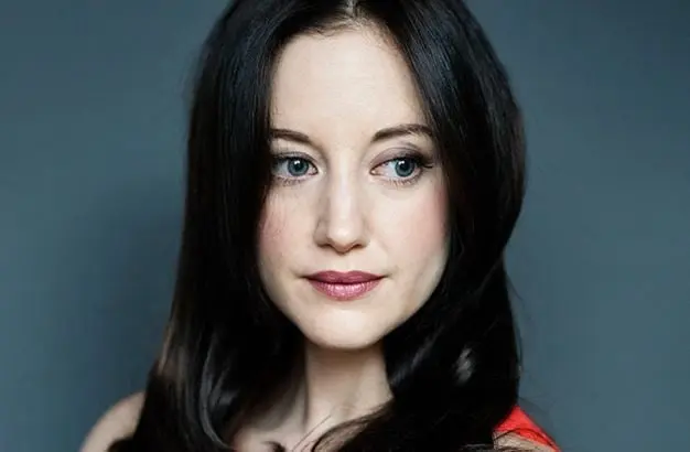 Sra.Wormwood | 2022 | Andrea Riseborough