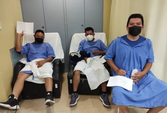 En la Jornada Nacional de Vasectomía del IMSS se practica de manera gratuita este método anticonceptivo a derechohabientes y no derechohabientes . En la Jornada Nacional de Vasectomía del IMSS se practica de manera gratuita este método anticonceptivo a derechohabientes y no derechohabientes .