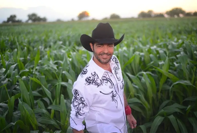 El actor que dio vida a Vicente Fern&aacute;ndez en la bioserie El &uacute;ltimo rey, el hijo del pueblo, se vio envuelto en pol&eacute;mica luego de que se dio a conocer que no quer&iacute;a pagar una cuenta de 15 mil pesos de un lujoso restaurante franc&eacute;s en Polanco