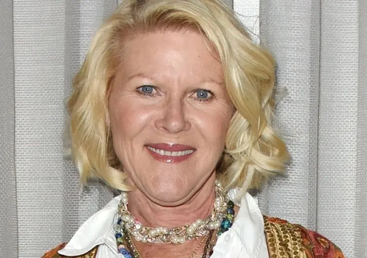 Era la madre de Kevin, una persona muy amable y sociable.