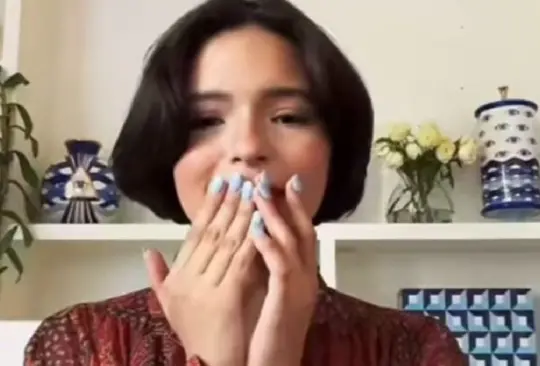 Ángela Aguilar recibió dinero de sus fanáticos en TikTok. 