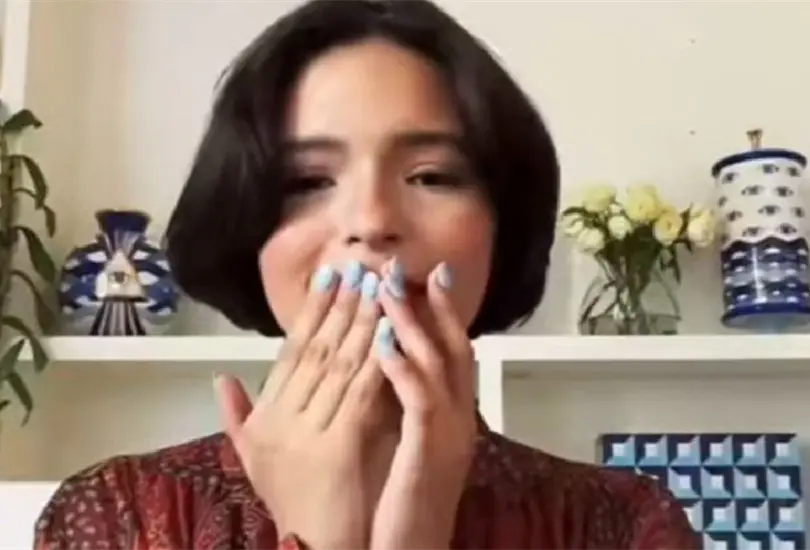 Ángela Aguilar recibió dinero de sus fanáticos en TikTok. Ángela Aguilar recibió dinero de sus fanáticos en TikTok.