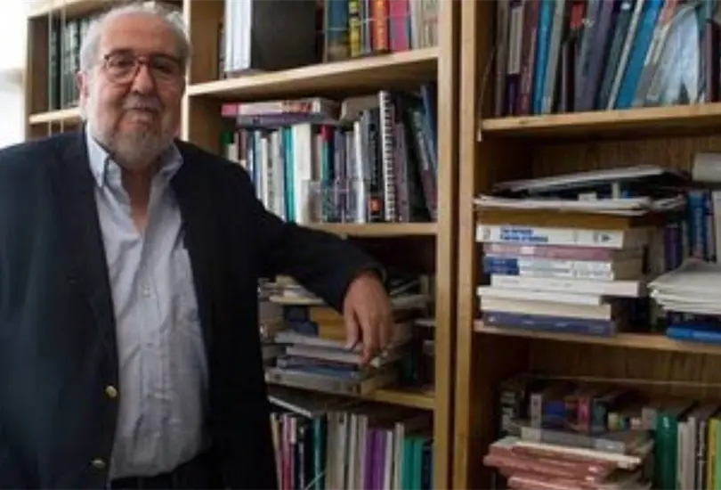 Jorge Chabat se gradu&oacute; en la licenciatura de Relaciones Internacionales en el Colegio de M&eacute;xico.