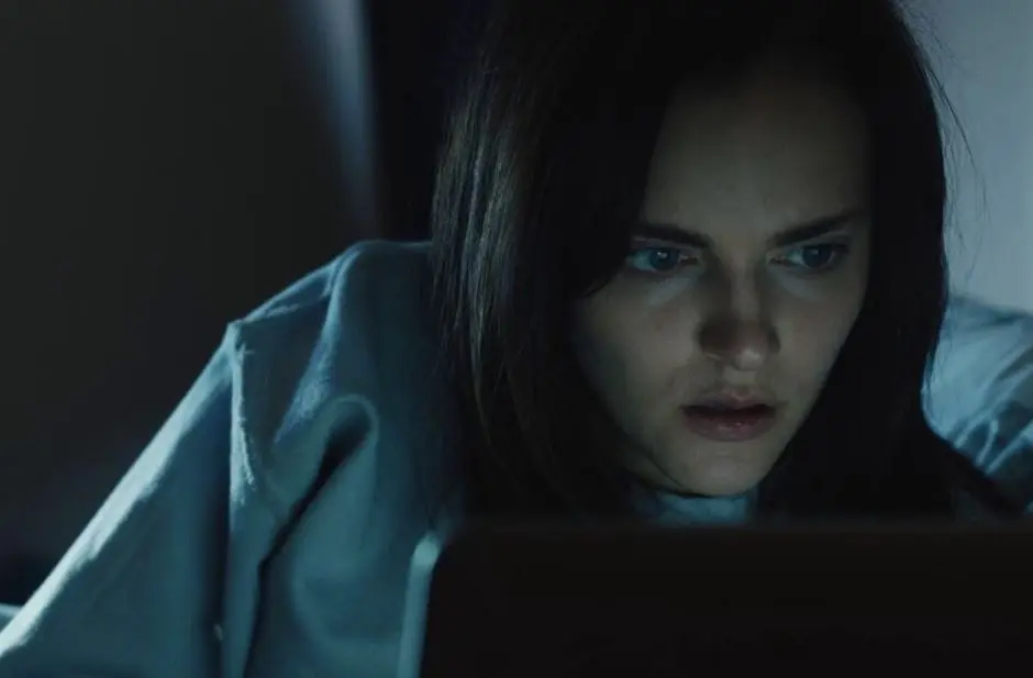 13. Cam (2018) | Calificación: 93% 13. Cam (2018) | Calificación: 93%