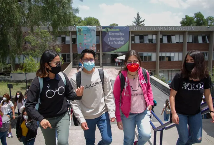 Alumnos regresar&aacute;n a clases presenciales en la UNAM. 