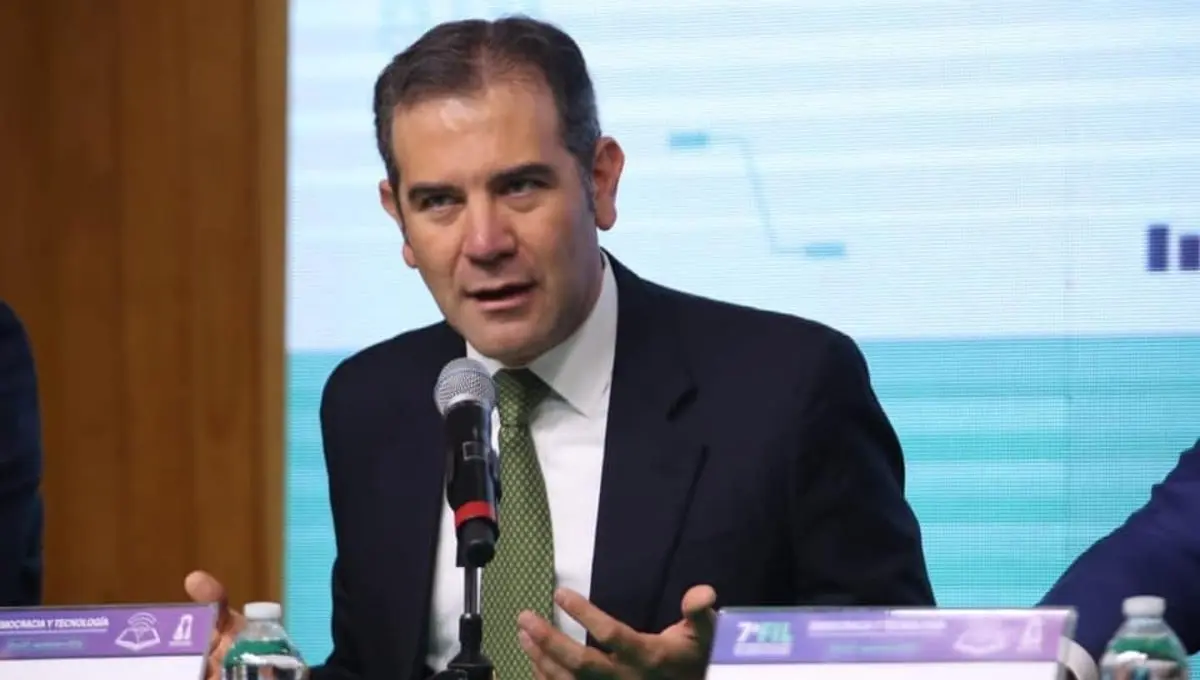  Hackean cuenta de X de Lorenzo Córdova 