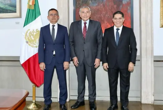 César Alejandro Yáñez Centeno, Adán Augusto López Hernández y Rabindranath Salazar Solorio. César Alejandro Yáñez Centeno, Adán Augusto López Hernández y Rabindranath Salazar Solorio.