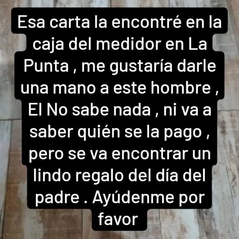 Hombre ayuda a padre recaudando fondos - Facebook