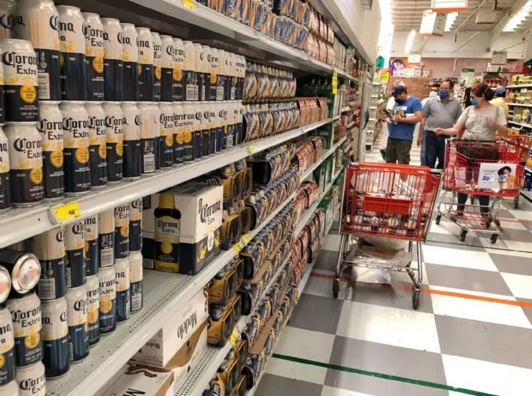 Hasta 20% más cara la cerveza Corona y Victoria. Foto: Cuartoscuro.