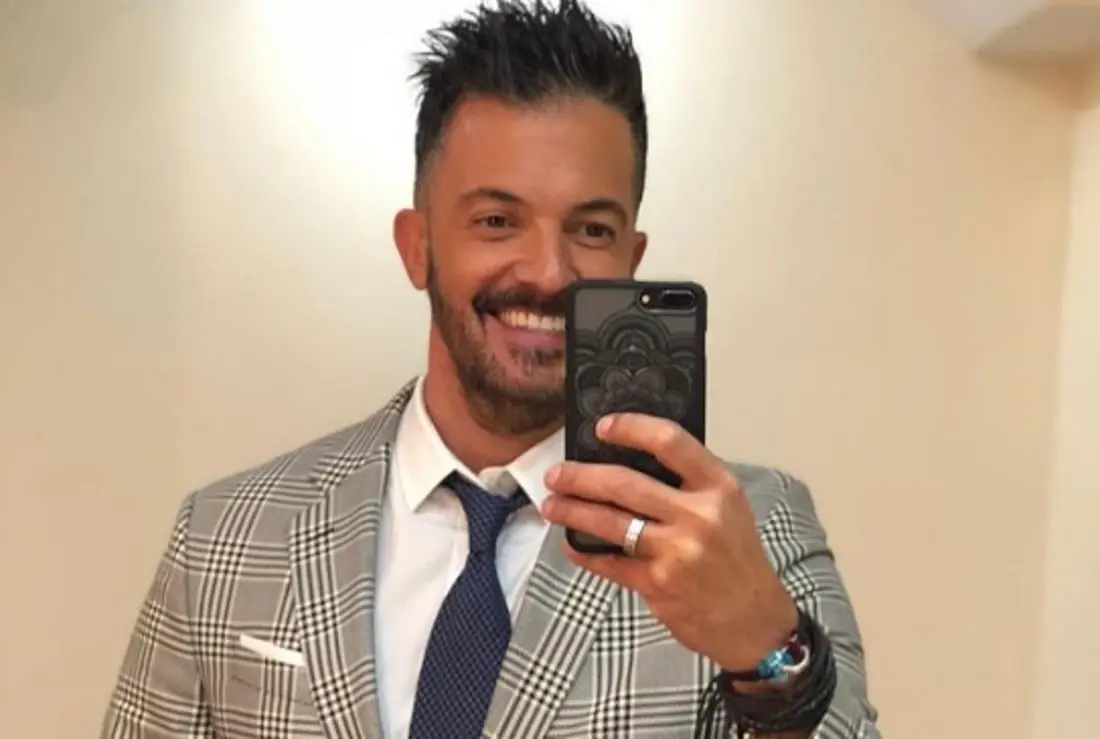 En mayo de 2012, Del Solar se casó con Ingrid Coronado tras cuatro años de relación, en ese momento ya tenían dos hijos.