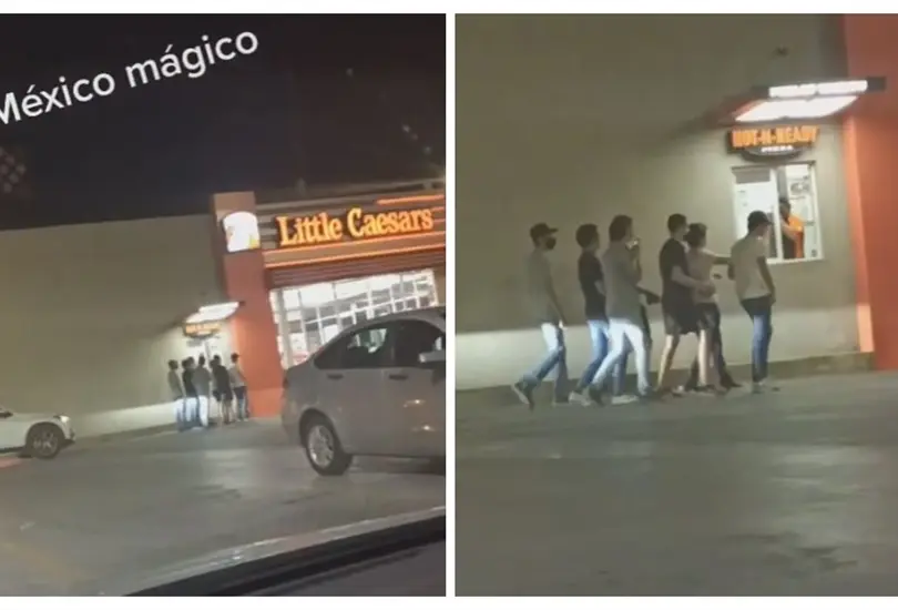 J&oacute;venes llegan en un auto imaginario a pizzer&iacute;a