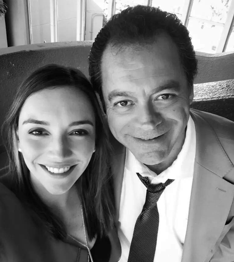 Regina Blandón y su papá (Facebook)