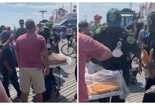 Turistas ayudan a vendedor de churros Turistas ayudan a vendedor de churros