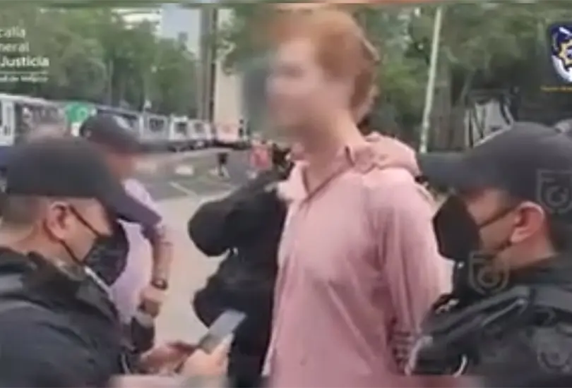 Detienen en CDMX a holand&eacute;s acusado de liderar red internacional de pedofilia