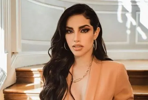 La youtuber, cantante e influencer se lleva la corona como la más seguida en la plataforma.