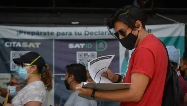 Los contribuyentes tendrán prórroga para obtener la e.firma. Foto: Cuartoscuro.