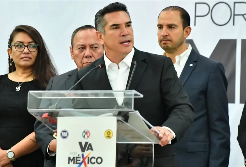 Los dirigentes de Va por M&eacute;xico: Jes&uacute;s Zambrano, Alejandro Moreno y Marko Cort&eacute;s.